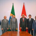 الدورة الخامسة للمشاورات السياسية بين تونس والبرازيل المنعقدة في برازيليا يوم 23 فيفري 2026، بحضور وفدين رسميين، لبحث سبل تعزيز التعاون الاقتصادي والتجاري، ودفع الصادرات التونسية خاصة زيت الزيتون، إلى جانب مناقشة آفاق الشراكة مع ميركوسور والتنسيق حول القضايا الإقليمية والدولية.